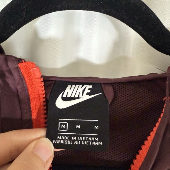 Nike Windbreaker Jacket Women's Medium Orange Two Ton Full Zip Hooded - Picture 8 of 13